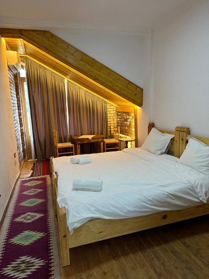 Alpeta Agrotourism & Winery - Roshnik , Berat Hotel Ngoại thất bức ảnh