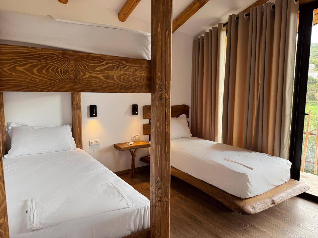 Alpeta Agrotourism & Winery - Roshnik , Berat Hotel Ngoại thất bức ảnh