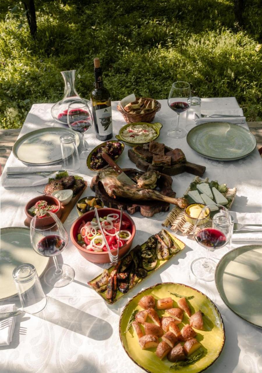 Alpeta Agrotourism & Winery - Roshnik , Berat Hotel Ngoại thất bức ảnh