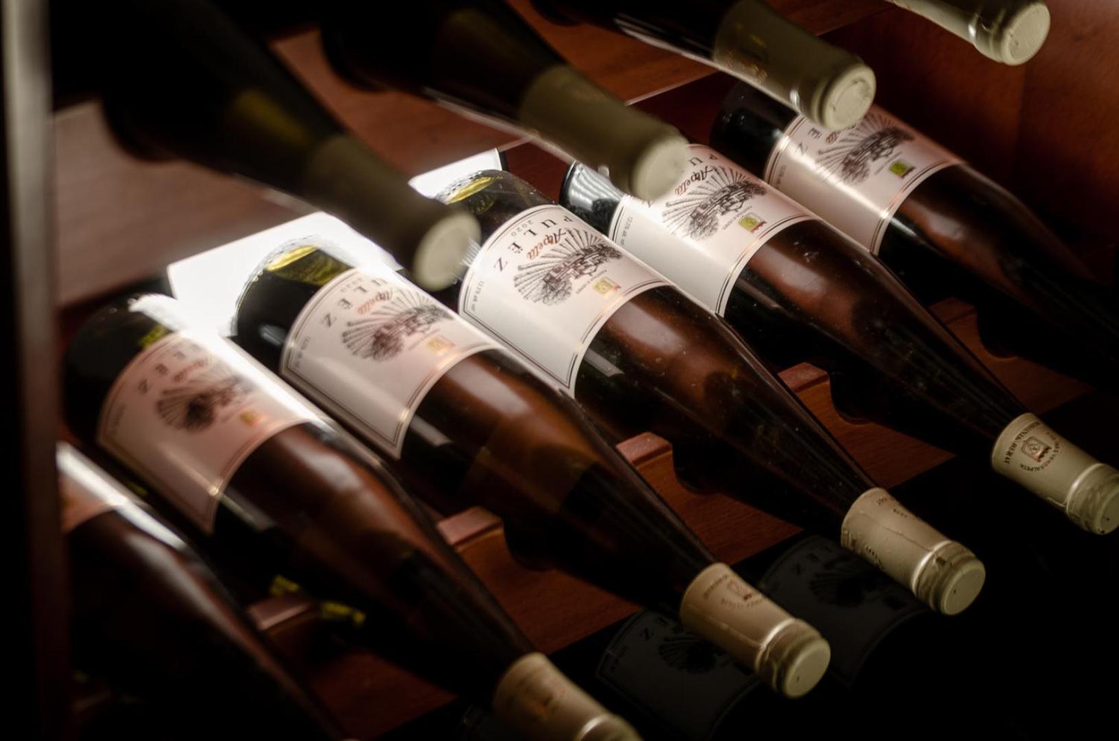 Alpeta Agrotourism & Winery - Roshnik , Berat Hotel Ngoại thất bức ảnh